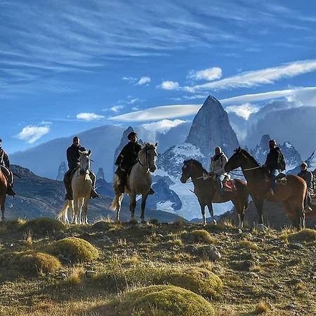 Estancia Bonanza Patagonian Lodge Experience Эль-Чальтен Экстерьер фото