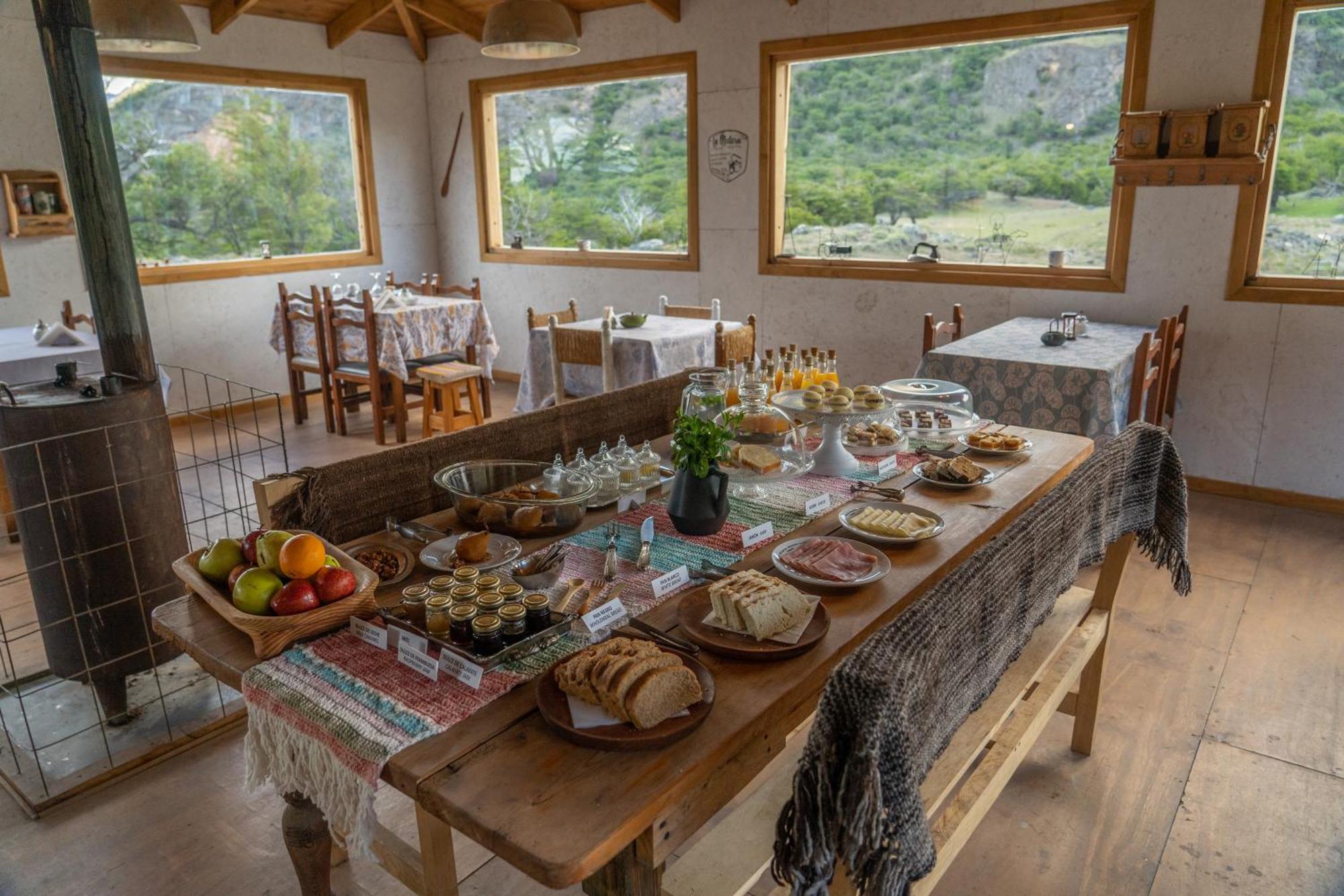 Estancia Bonanza Patagonian Lodge Experience Эль-Чальтен Экстерьер фото